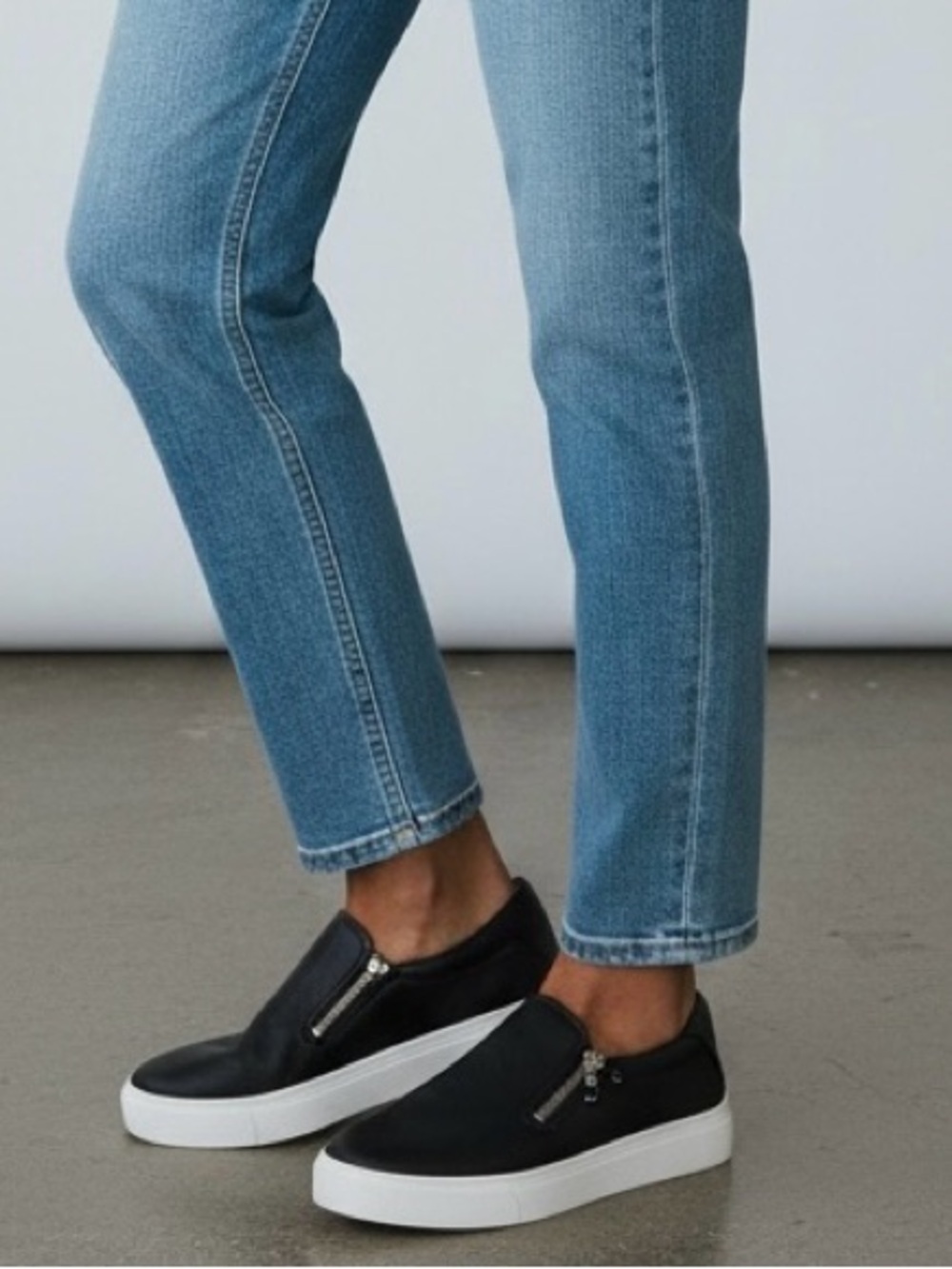 NIB Dr. Scholl's Women's Time Off Now Black Slip On Sneakers - Size 8